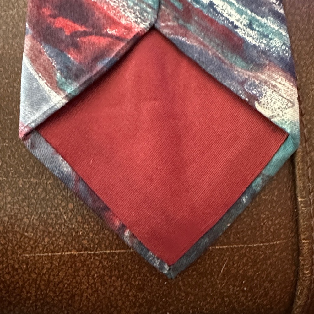 Vibrant Abstract Pattern Tie - Picture 2 of 6